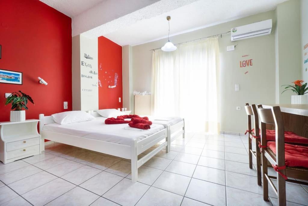Steps From The Beach Aprt Chania  Exterior photo